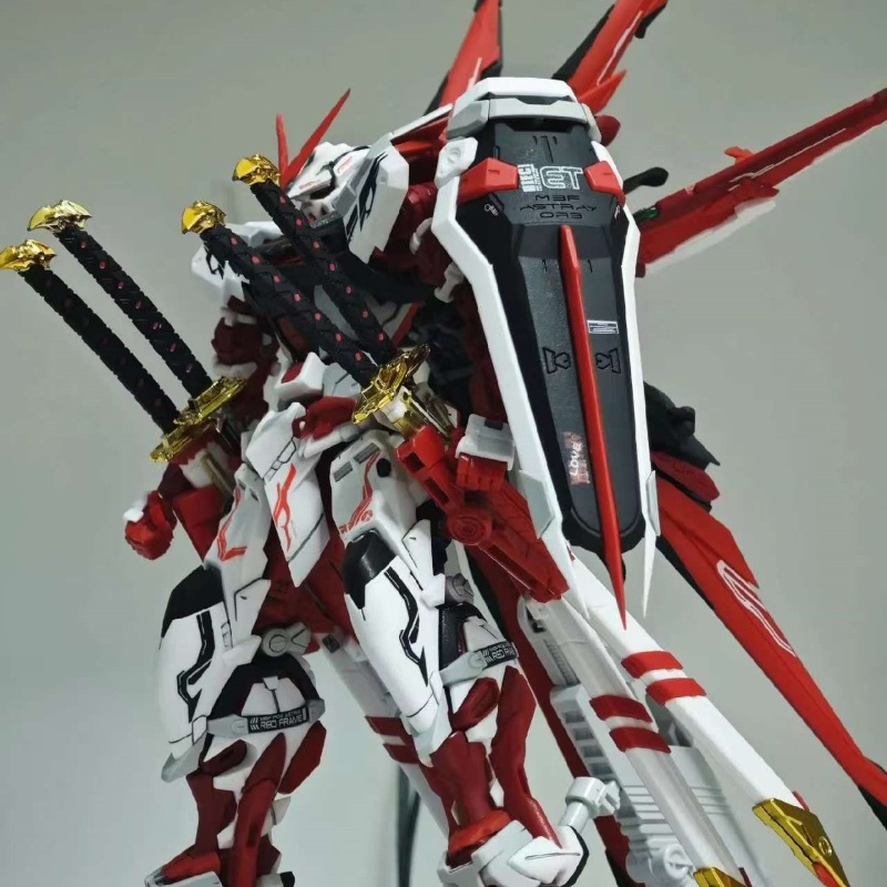 Astray Red Frame Model-58 1/14 - Model Kit Lancelot 评论和价格