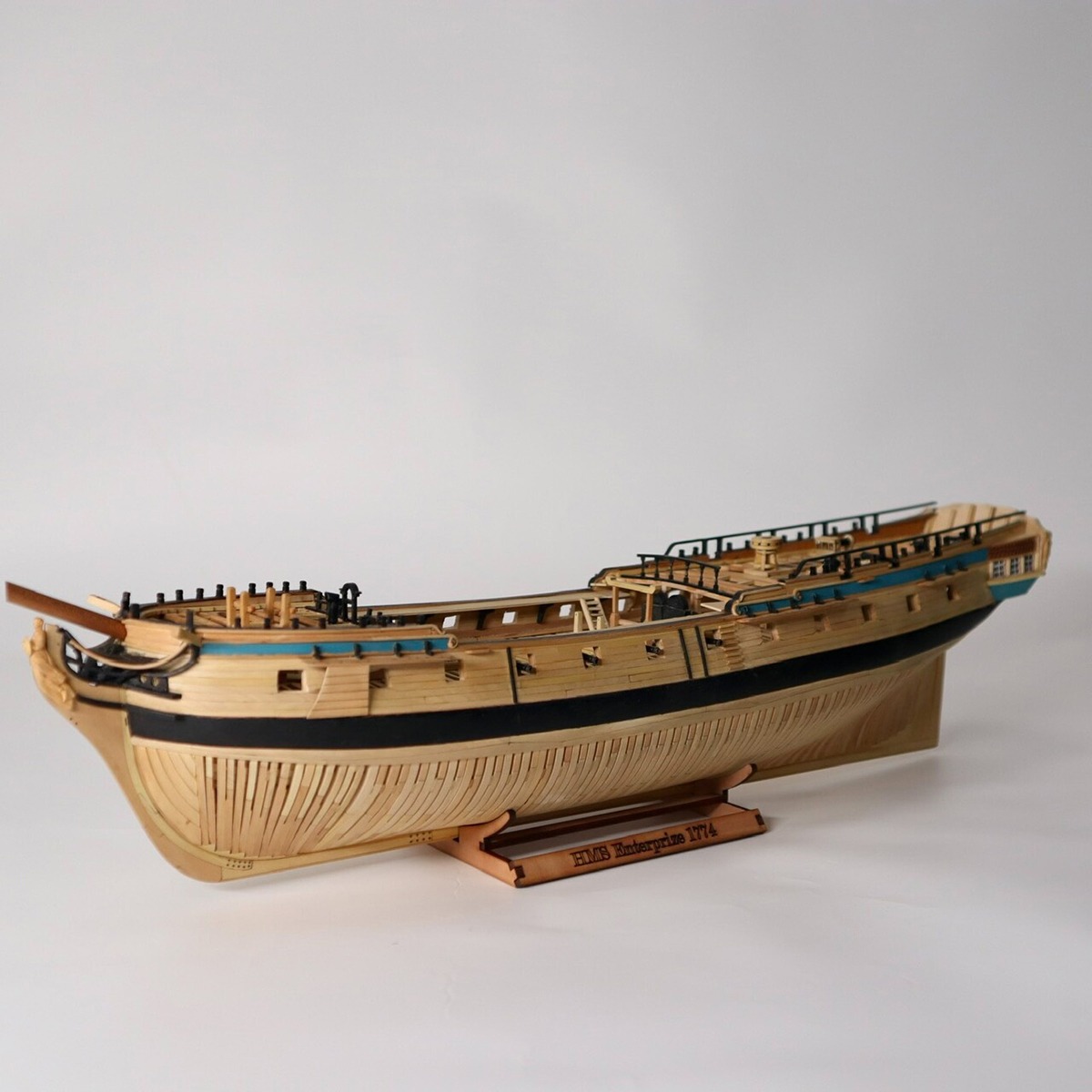 1/96 Simulation Enterprise Sai - Model Kit Yacht 评论和价格